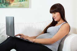pregnant woman on internet
